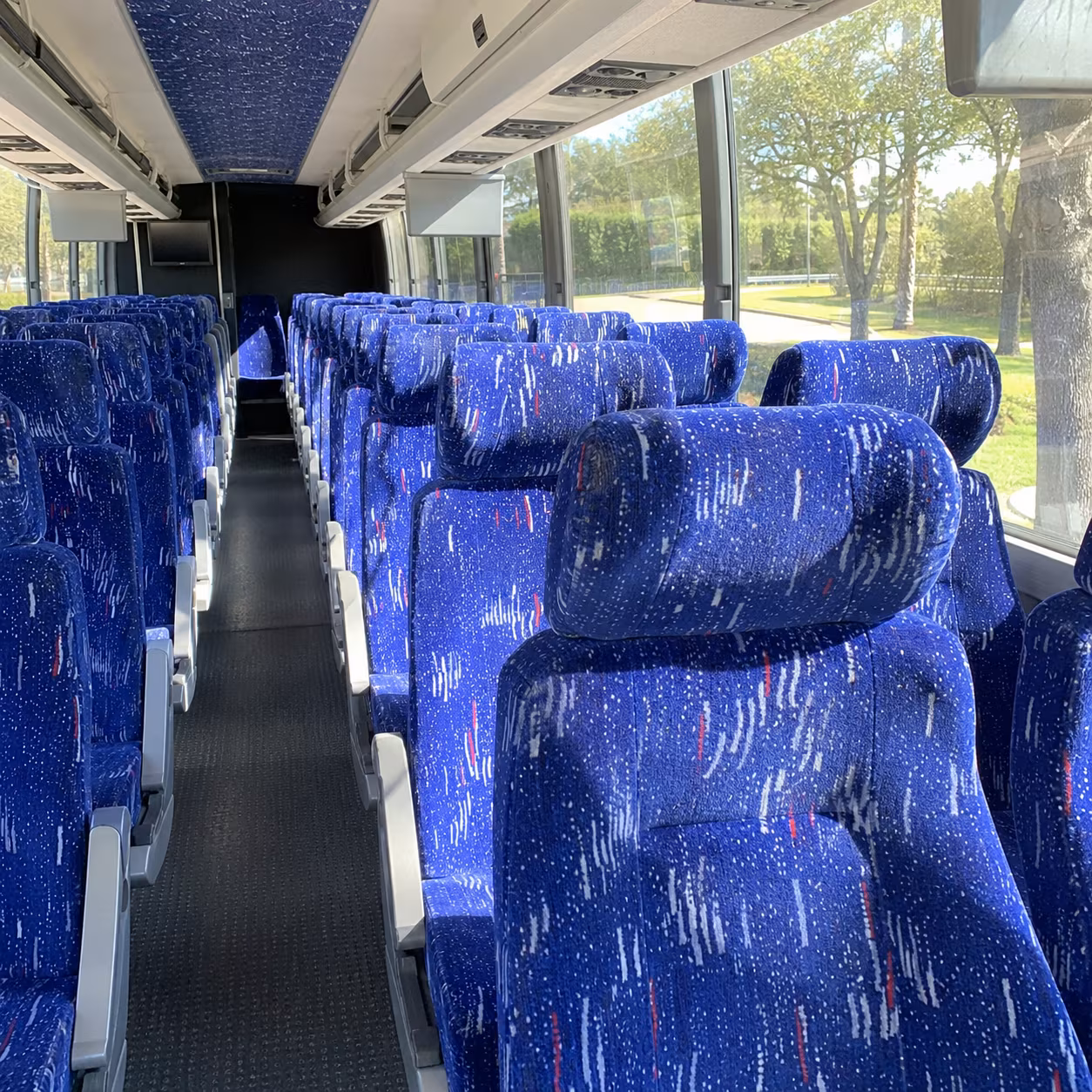 charter buses for willamette valley winery wedding weekends