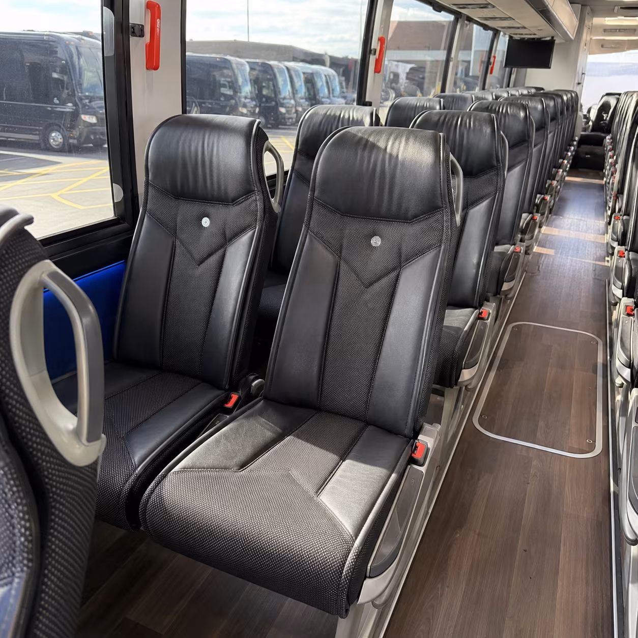 easily book transportation for your next airport transfer 4