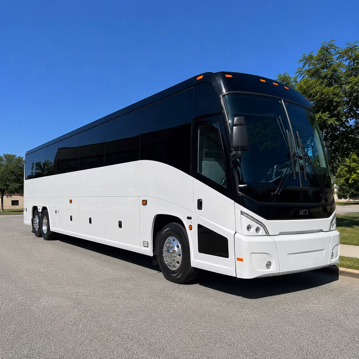 portland 40 passenger charter bus